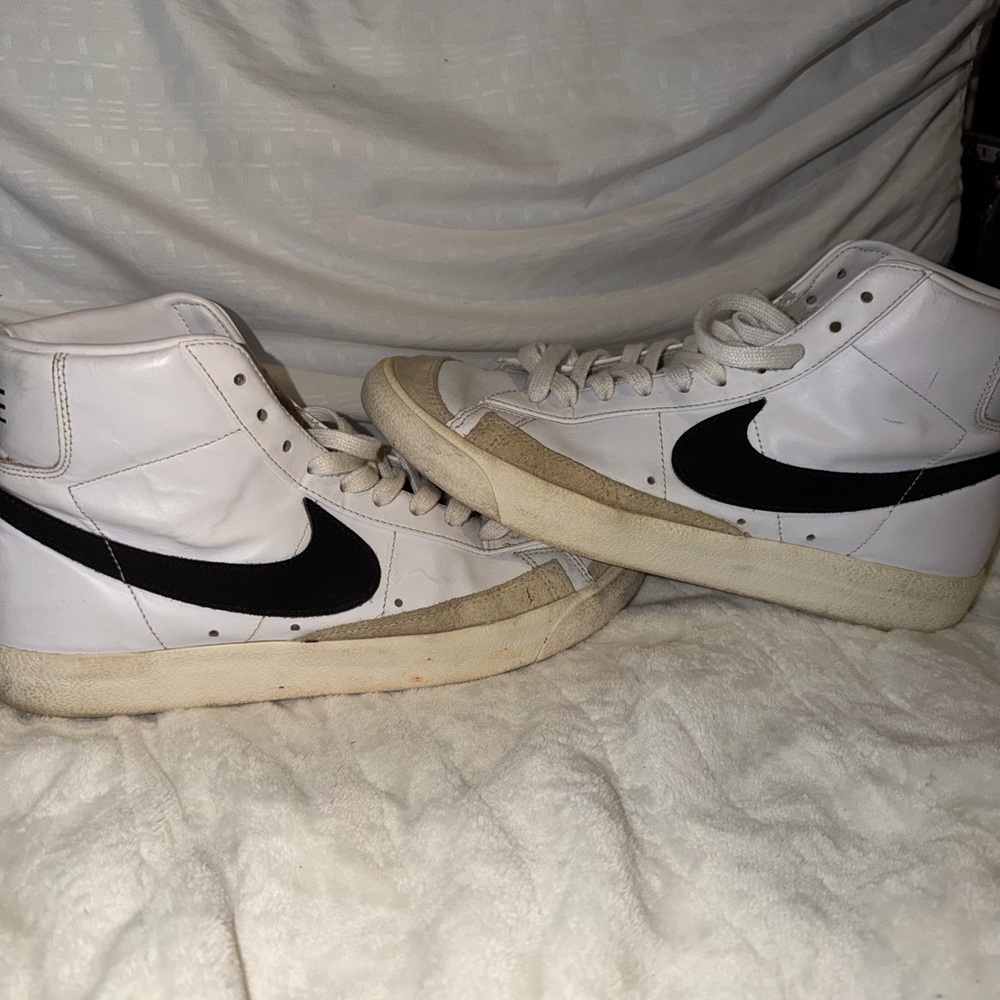 Nike White and Black Men's Sneakers